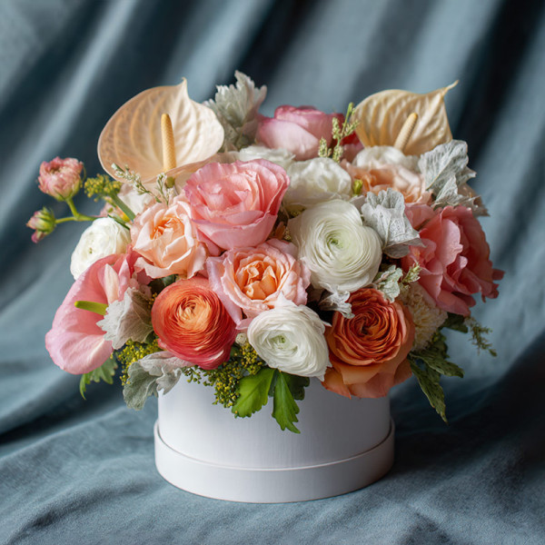 「雲端絮語」— 玫瑰與洋牡丹的晨光詩​​